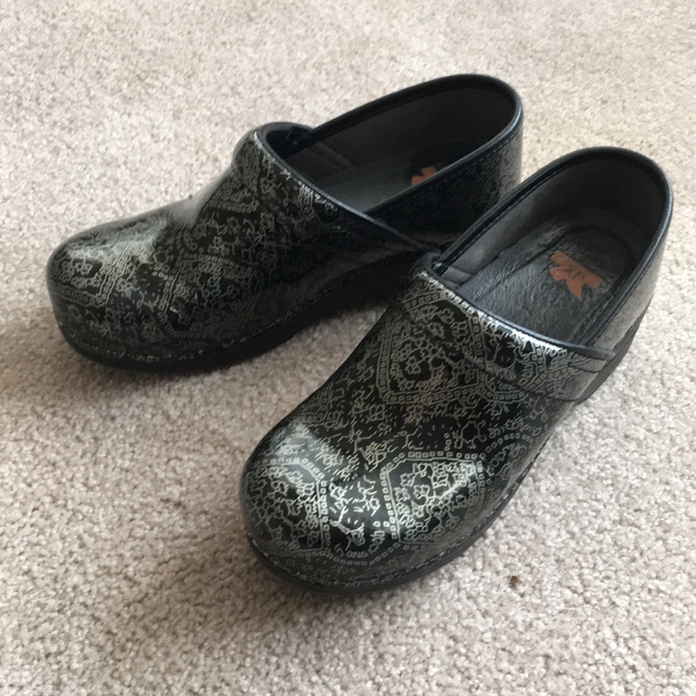 Danskos shoes
